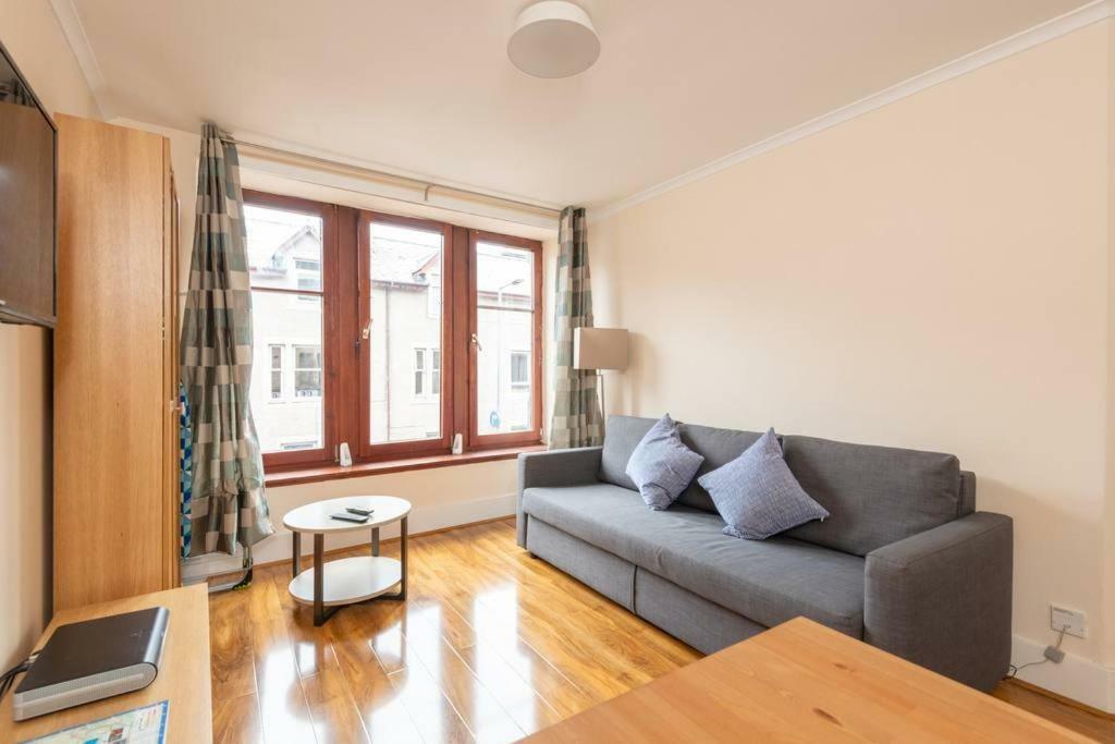 Ness Central Apartment - Greig Street Inverness Bagian luar foto